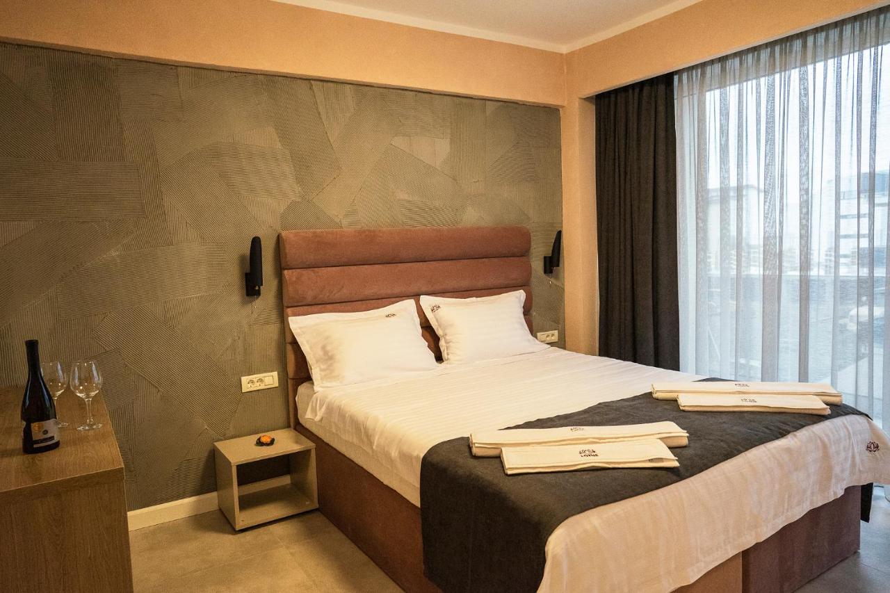 Bed and Breakfast Lotus Exclusive Неводарі Екстер'єр фото
